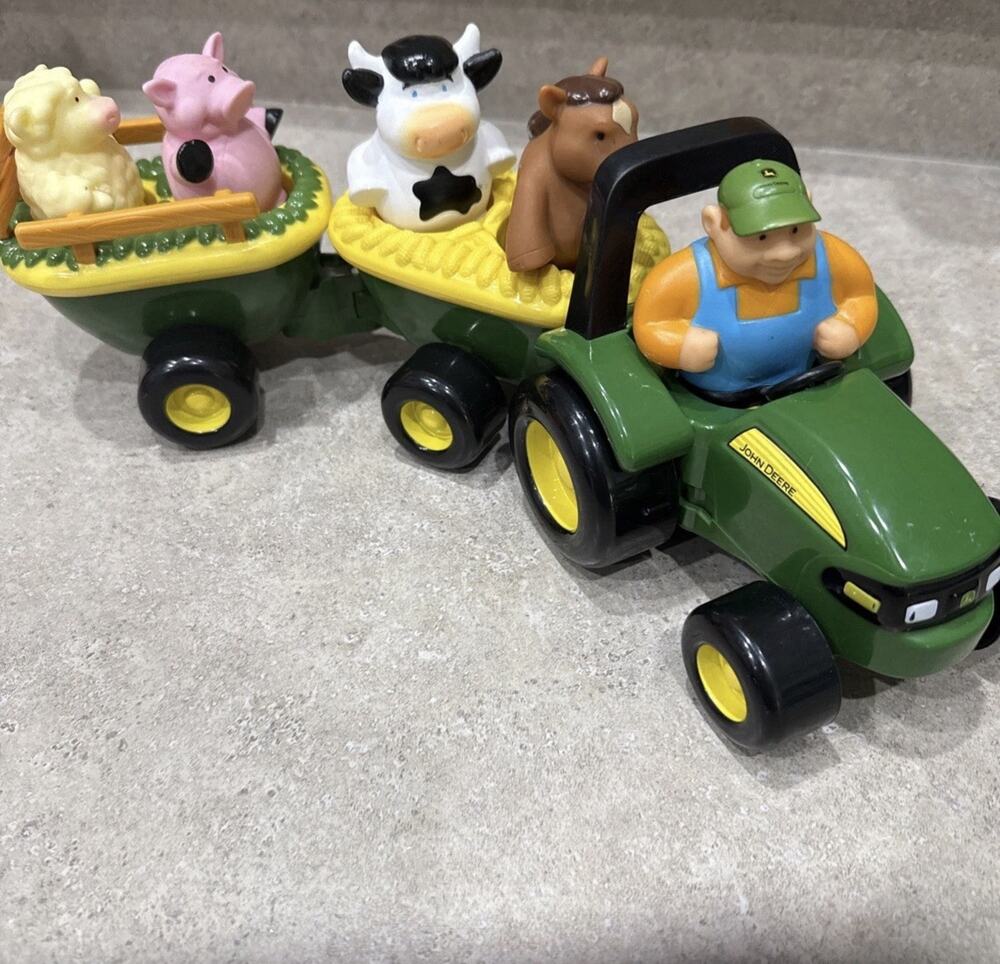 TOMY John Deere Animal Sounds Hayride Musical Tractor Toy